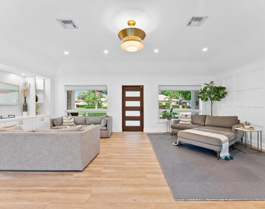 1114 Se 14th Avenue - Photo Thumbnail 8
