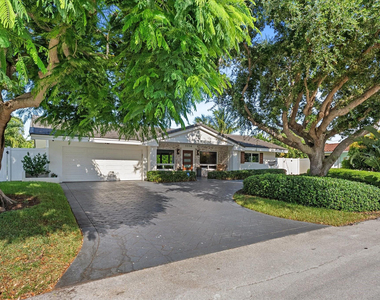 1114 Se 14th Avenue - Photo Thumbnail 2