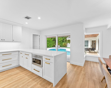 1114 Se 14th Avenue - Photo Thumbnail 15