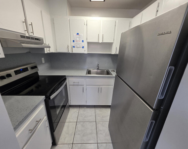 1545 Miami Road - Photo Thumbnail 2