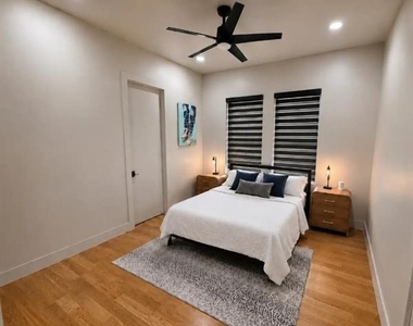 939 N Buckner Boulevard - Photo Thumbnail 14