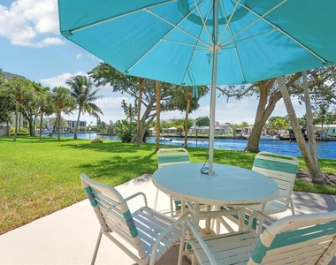 14 Royal Palm Way - Photo Thumbnail 7