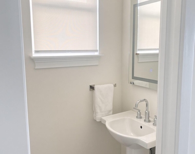 9066 Se Mars Street - Photo Thumbnail 5