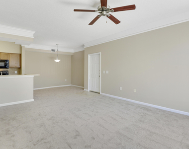 9211 Myrtlewood Circle W - Photo Thumbnail 19