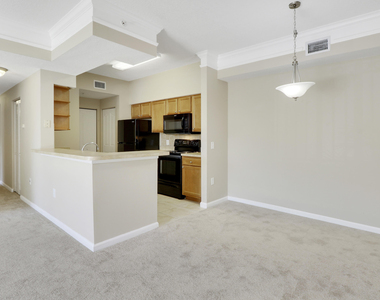 9211 Myrtlewood Circle W - Photo Thumbnail 3