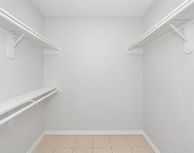 1204 W Spring Creek Parkway - Photo Thumbnail 21