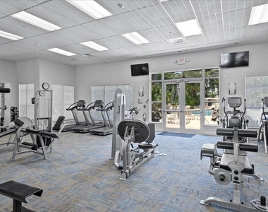 600 S Dixie Highway - Photo Thumbnail 7