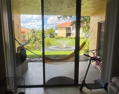 5741 Riverside Drive - Photo Thumbnail 7