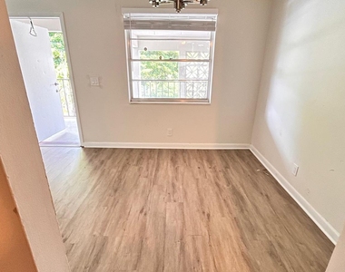 126 S D Street - Photo Thumbnail 12
