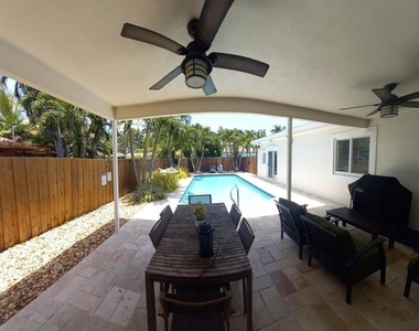 1321 Madison Street - Photo Thumbnail 8