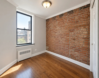  West 14th Street &7th Ave, New York, NY 10011 - Photo Thumbnail 2