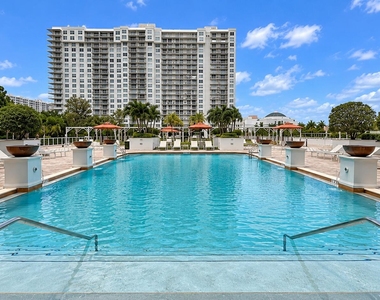 2851 Ne 183rd Street - Photo Thumbnail 13