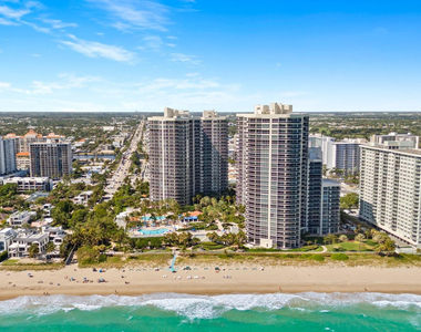 3200 N Ocean Boulevard - Photo Thumbnail 45
