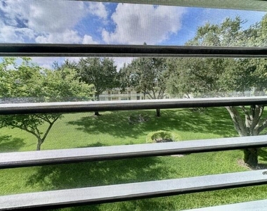 118 Mansfield C - Photo Thumbnail 9