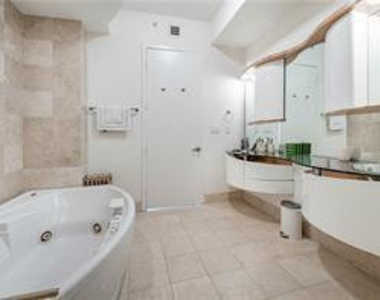 18101 Collins Avenue - Photo Thumbnail 20