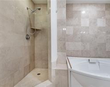 18101 Collins Avenue - Photo Thumbnail 19