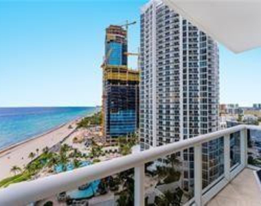 18101 Collins Avenue - Photo Thumbnail 28