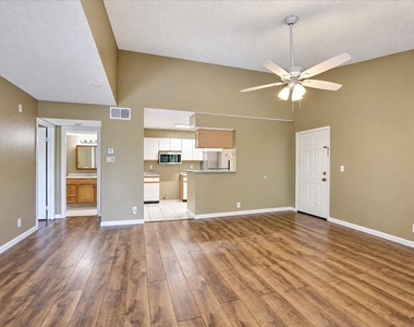 4005 W Mcnab Road - Photo Thumbnail 3