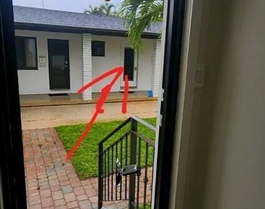 1836 Lincoln Street - Photo Thumbnail 14