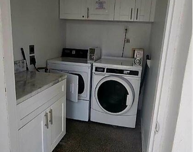 1836 Lincoln Street - Photo Thumbnail 15