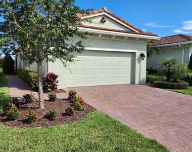 21029 Sw Modena Way - Photo Thumbnail 1
