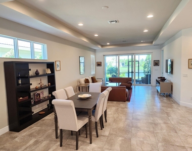 21029 Sw Modena Way - Photo Thumbnail 8