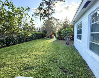 5242 Privet Place - Photo Thumbnail 36