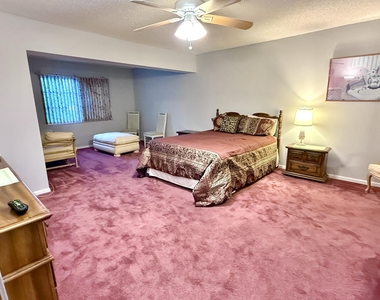 5242 Privet Place - Photo Thumbnail 24