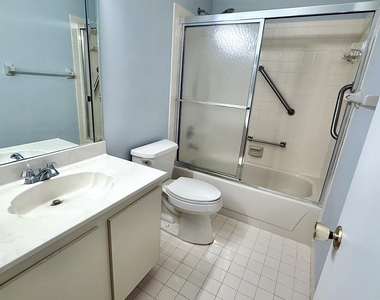 5242 Privet Place - Photo Thumbnail 23