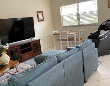 148 Waterford Way - Photo Thumbnail 7
