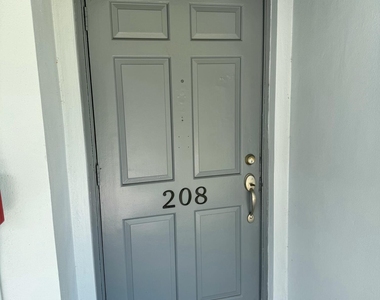 10193 N Military Trail - Photo Thumbnail 2