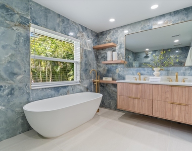 1132 Ne 3rd Avenue - Photo Thumbnail 21