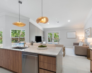 1132 Ne 3rd Avenue - Photo Thumbnail 9