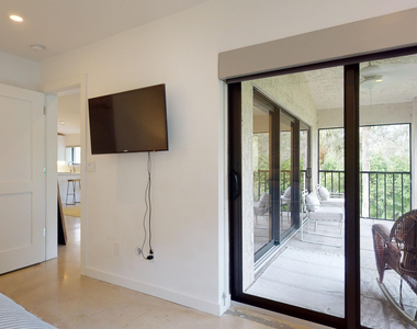 1101 Duncan Circle - Photo Thumbnail 16