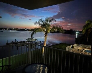 311 E Ocean Avenue - Photo Thumbnail 6