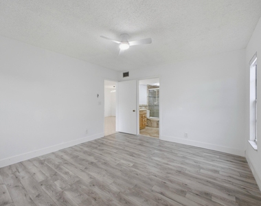 9160 Fairbanks Lane - Photo Thumbnail 26