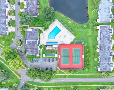 9160 Fairbanks Lane - Photo Thumbnail 33