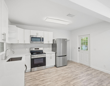 5203 N Flagler Drive - Photo Thumbnail 32