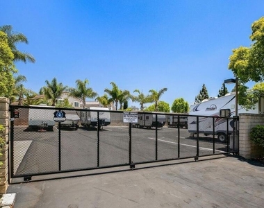 4577 Calle Argolla - Photo Thumbnail 16