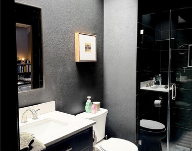 426 Forest Hills - Photo Thumbnail 9