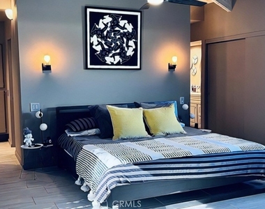 426 Forest Hills - Photo Thumbnail 5