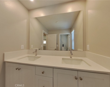 31720 Willowood Way - Photo Thumbnail 7
