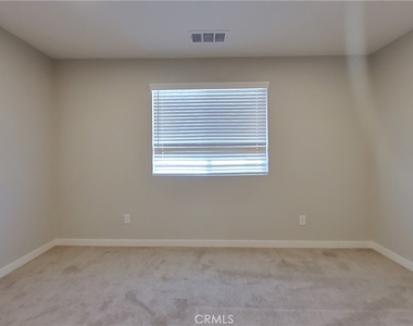 31675 Hans Drive - Photo Thumbnail 4