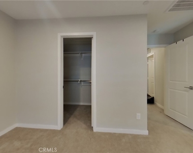 31675 Hans Drive - Photo Thumbnail 3