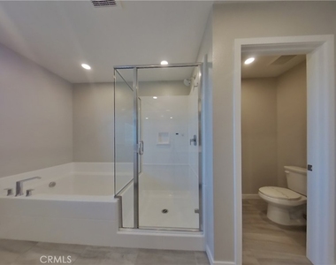 31677 Rosetta Street - Photo Thumbnail 5