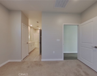 1734 Lorraine Drive - Photo Thumbnail 6