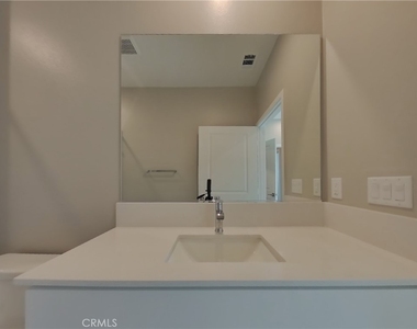 1721 Lorraine Drive - Photo Thumbnail 6
