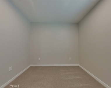 1721 Lorraine Drive - Photo Thumbnail 8