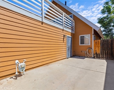 17640 Brightman Avenue - Photo Thumbnail 3
