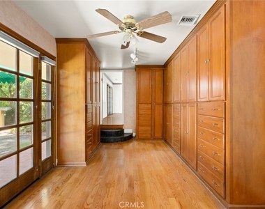 5220 Collier Place - Photo Thumbnail 17